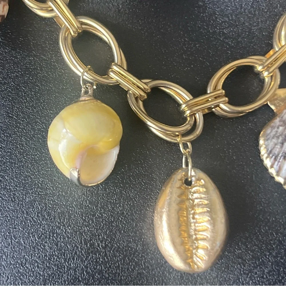 Chunky Seashell 22CT Gold Plated Chunky Chain Necklace Beachy 17” - Picture 5 of 11